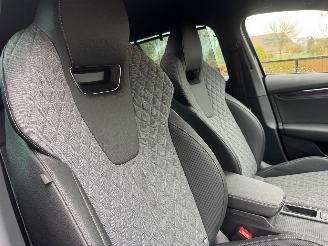 Skoda Octavia Octavia Combi 2.0 TDI 110 kW Sportline 360Camera HUD Trekhaak VOL picture 15