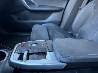 BMW X1 BMW X1 30 e xDrive M Sport PANO Trekhaak 360view HUD Start en rijd! picture 35