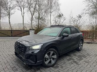 skadebil auto Audi Q2 Audi Q2 35 TFSI S line PANO CAMERA AHK Ambiance 2025 2025/4
