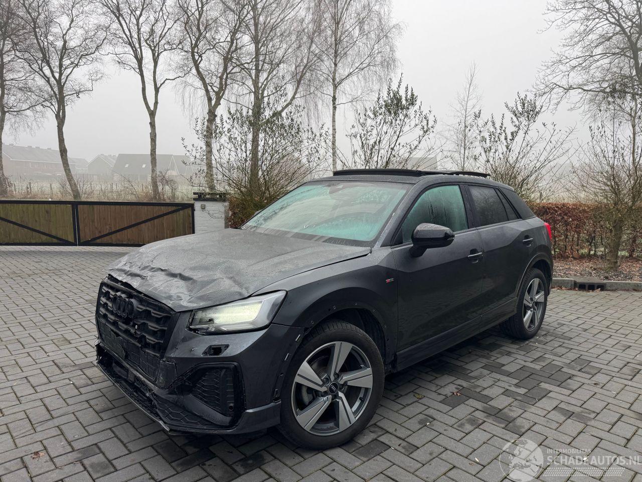Audi Q2 Audi Q2 35 TFSI S line PANO CAMERA AHK Ambiance 2025