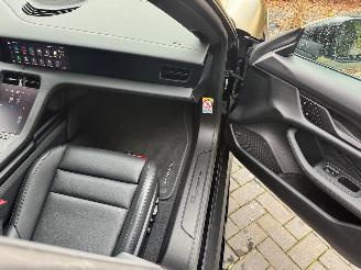 Porsche Taycan Taycan Cross Turismo 4 Panorama Camera Leder 408pk Boost 360view VOL!! picture 22