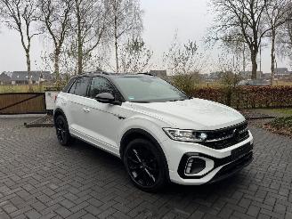 Schadeauto Volkswagen T-Roc T-Roc R-Line 1.5 TSI DSG Trekhaak Camera ACC IQ-Light VOL!! 2023/9