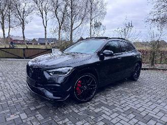skadebil auto Mercedes GLA Mercedes-Benz GLA 45S AMG Panorama Schaalstoelen Ambiance VOL! 2022/7
