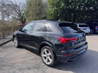 Audi Q3 Audi Q3 40 TFSI Quattro S line PANO Camera SONOS VOL! picture 36