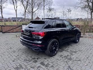 Audi Q3 Audi Q3 40 TFSI Quattro S line PANO Camera SONOS VOL! picture 2