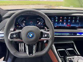 BMW M7 BMW M760e xDrive MSport PanoSky. B&W Exe.Loung Trekhaak Back infotaiment system VOL VOL picture 27
