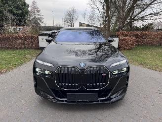 BMW M7 BMW M760e xDrive MSport PanoSky. B&W Exe.Loung Trekhaak Back infotaiment system VOL VOL picture 3