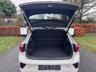 Volkswagen T-Roc Volkswagen T-Roc 1.5 TSI DSG R-Line Camera ACC Side Assist VOL picture 12