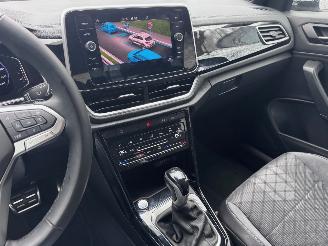 Volkswagen T-Roc Volkswagen T-Roc 1.5 TSI DSG R-Line Camera ACC Side Assist VOL picture 5