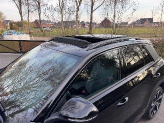 Volkswagen T-Roc T-Roc R-Line 1.5 TSI DSG Panoramadak AHK Camera VOL! picture 16