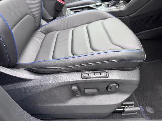 Volkswagen Tiguan Tiguan R 4Motion Panorama Akrapovic Leerr Trekhaak VOL! picture 16