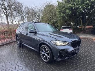 BMW X5 BMW X5 xDrive 45 e M Sport PANO|360|AHK|Massage|Luchtvering VOL !! picture 37