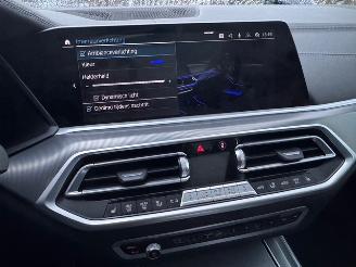 BMW X5 BMW X5 xDrive 45 e M Sport PANO|360|AHK|Massage|Luchtvering VOL !! picture 24