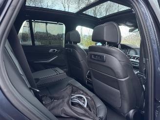 BMW X5 BMW X5 xDrive 45 e M Sport PANO|360|AHK|Massage|Luchtvering VOL !! picture 8