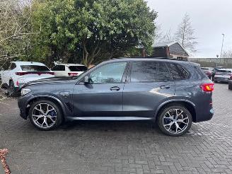 BMW X5 BMW X5 xDrive 45 e M Sport PANO|360|AHK|Massage|Luchtvering VOL !! picture 21