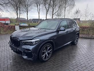 BMW X5 BMW X5 xDrive 45 e M Sport PANO|360|AHK|Massage|Luchtvering VOL !! picture 32