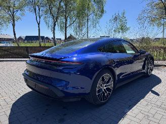 Porsche Taycan Porsche Taycan 4 S Panorama 571ps HUD Leder LED 360view VOL VOL picture 2