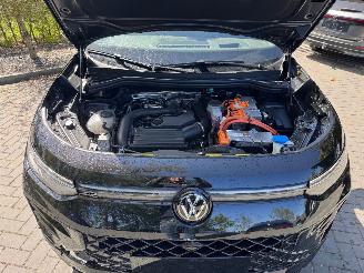 Volkswagen Tayron Tayron 1.5 TSI eHybrid 150kW R-Line PANO HUD Trekhaak Massage Leer VOL VOL picture 16