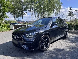 Voiture accidenté Mercedes GLA Mercedes-Benz GLA 200 AMG PANORAMA Leder Ambiance Camera VOL 2024/8