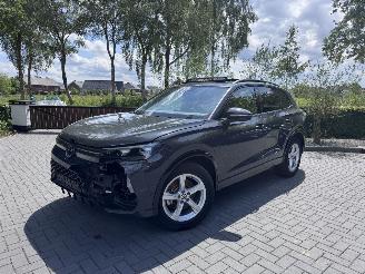 skadebil auto Volkswagen Tiguan Volkswagen Tiguan 1.5 TSI eHybrid R-Line PANO Massage Trekhaak Sportstoelen ! 2024/10