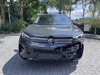 Volkswagen Tiguan Volkswagen Tiguan 1.5 TSI eHybrid R-Line PANO Massage Trekhaak Sportstoelen ! picture 25