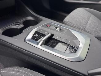 BMW 1-serie BMW 120 1 Limousine 120 M Sport Camera Ambiance VOL picture 21