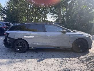 Volkswagen ID.7 ID.7 Tourer Pro 210 kW PANORAMA HUD Trekhaak 360view VOL! picture 15