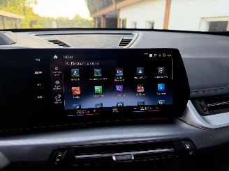 BMW iX1 iX1 30 xDrive M Sport PANO HUD Frozen-Grey VOLL picture 12