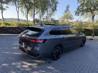 Volkswagen Passat Passat Variant 2.0 TDI 110 kW 3x R-line PANO HUD picture 14
