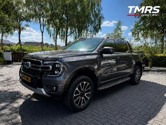 Damaged car Ford Ranger Ford Ranger Platinum V6 e-4WD Dubbel cabine Trekhaak Leer Ambiance VOLL! 2024/6