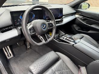 BMW 5-serie 530 5 Limousine 530 e M Sport Ambiance Leder Harman&Kardon VOLL picture 35