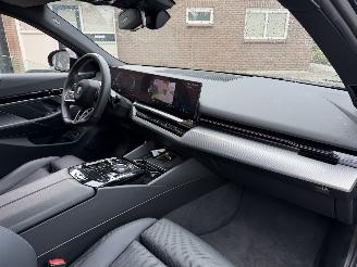 BMW 5-serie 530 5 Limousine 530 e M Sport Ambiance Leder Harman&Kardon VOLL picture 5