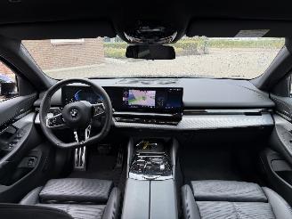 BMW 5-serie 530 5 Limousine 530 e M Sport Ambiance Leder Harman&Kardon VOLL picture 3
