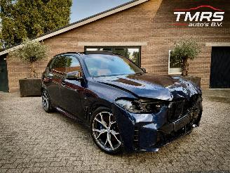 skadebil auto BMW X5 X5 50e xDrive M Sport PANORAMA LUCHTVERING HUD Ambiance 2023/9