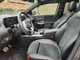Mercedes GLA GLA 250 e AMG Frozen Grey PANORAMA Ambiance VOLL picture 18