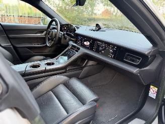 Porsche Taycan PORSCHE Taycan Cross Turismo 4 PANORAMA Leder Ambiance ! picture 3