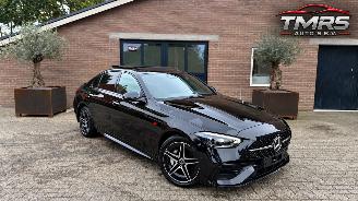 Damaged car Mercedes C-klasse C 300e Limousine AMG PANORAMA LUFT Trekhaak HUD VOLLL 2022/2