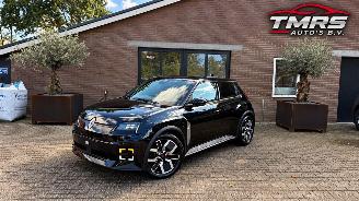 Schadeauto Renault 5 RENAULT R 5 E-Tech electric Camera VOL Fahrbereit 2026/2