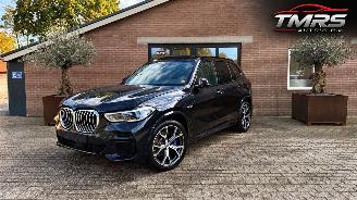 Vaurioauto  passenger cars BMW X5 X5 xDrive 45 e M Sport PANORAMA Trekhaak HUD 360View 2023/3