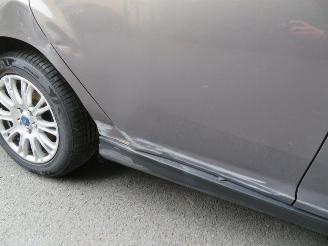Ford Focus  picture 5