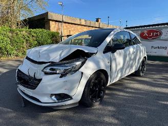 skadebil auto Opel Corsa  2015/3