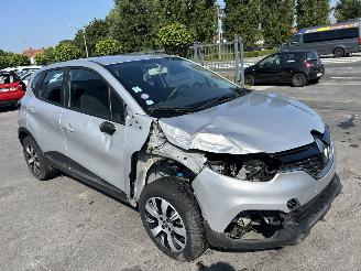 Renault Captur  picture 2