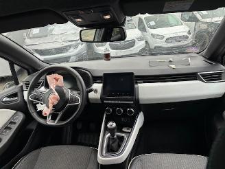 Renault Clio  picture 7