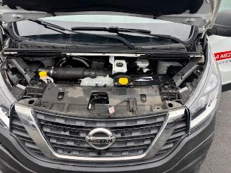 Nissan NV300  picture 8