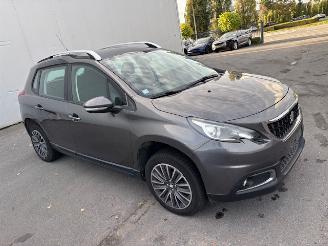 skadebil auto Peugeot 2008  2017/5