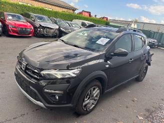 damaged passenger cars Dacia Sandero STEPWAY 2021/8