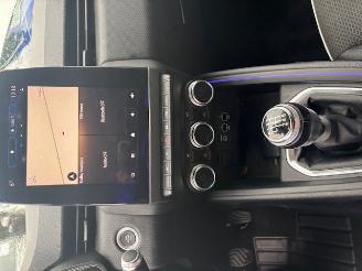 Renault Clio  picture 8