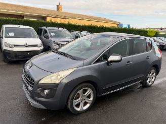 Coche accidentado Peugeot 3008  2011/6