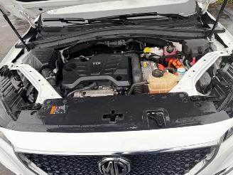 MG EHS PLUGIN HYBRID picture 11