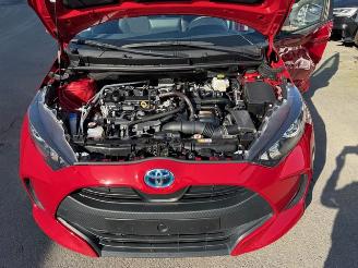 Toyota Yaris HYBRID AUTOMAAT picture 13